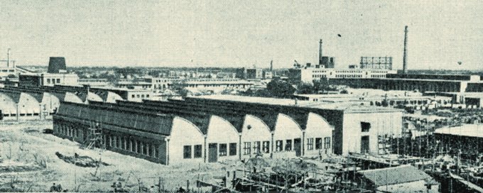 1957 年 718 厂锯齿形屋顶厂房