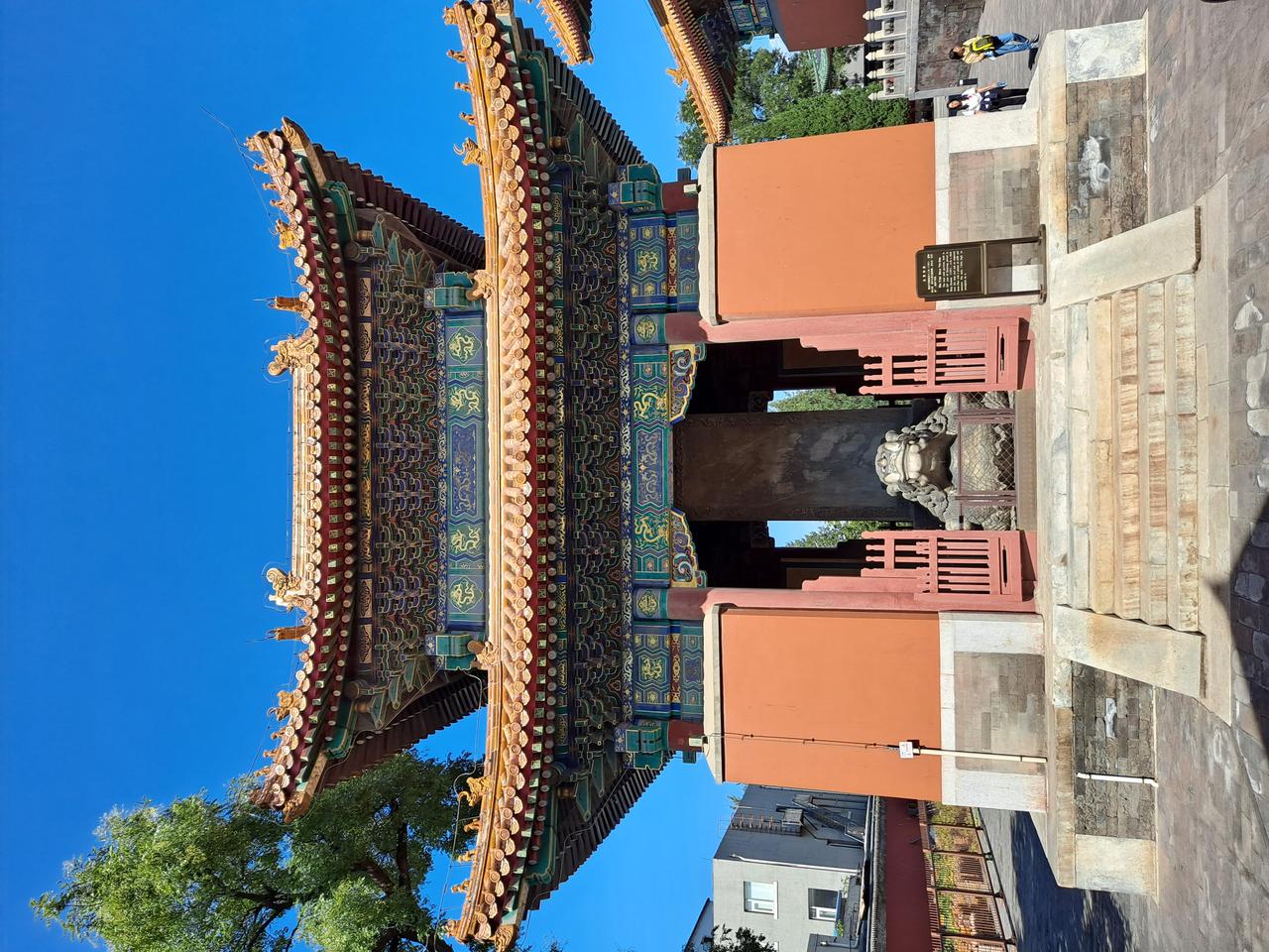 御碑亭：皇帝把祭祀判断留在石碑里
