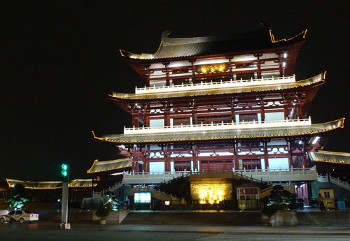 杜甫江阁夜景灯光