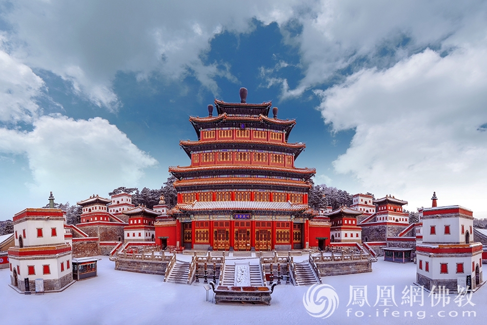 普宁寺：两套建筑系统如何执行一道政治指令