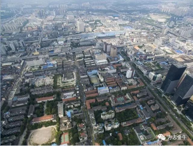 俯瞰火车站与人民北路沿线片区