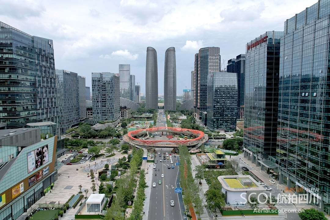 交子之环与天府双塔构成一环双塔城市景观