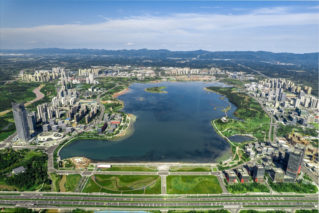 兴隆湖全景