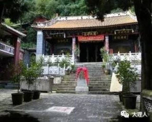 苍山神祠正殿：五开间单檐歇山顶，清代光绪年间重建
