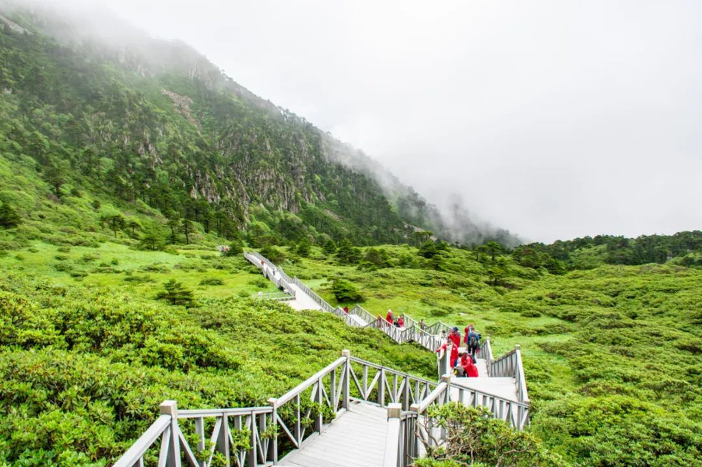 洗马潭湖面全景