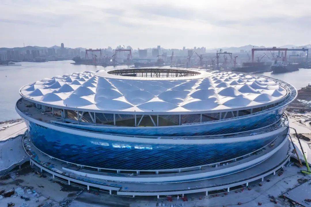 足球场螺旋步道与观海平台