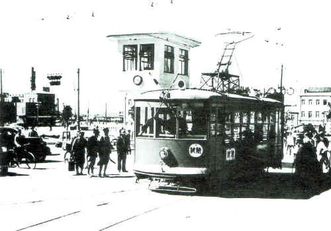 1909年大连有轨电车开通初期的街景