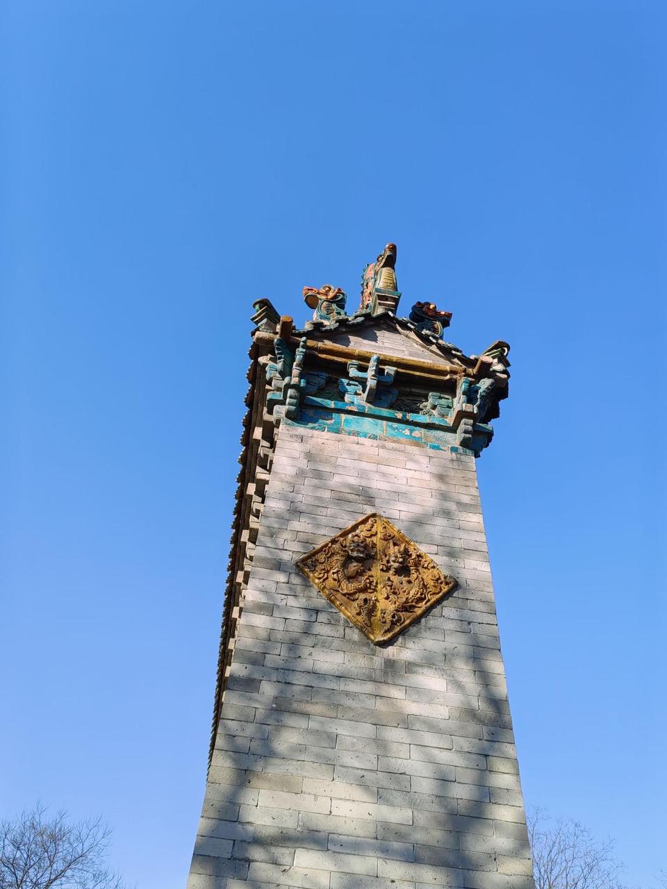 善化寺山门局部,庑殿顶与斗拱