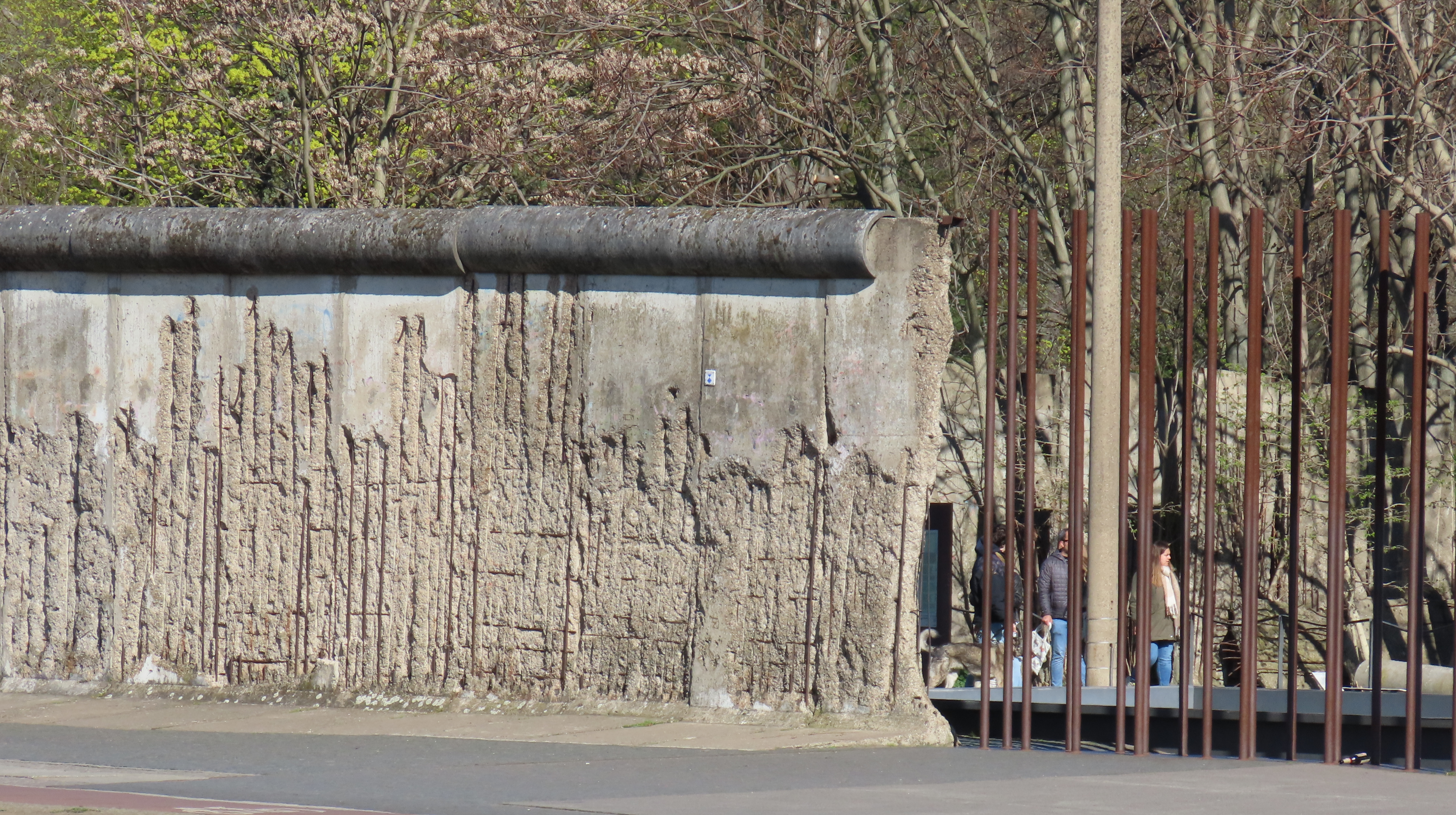 Berlin Wall Memorial full depth boundary profile