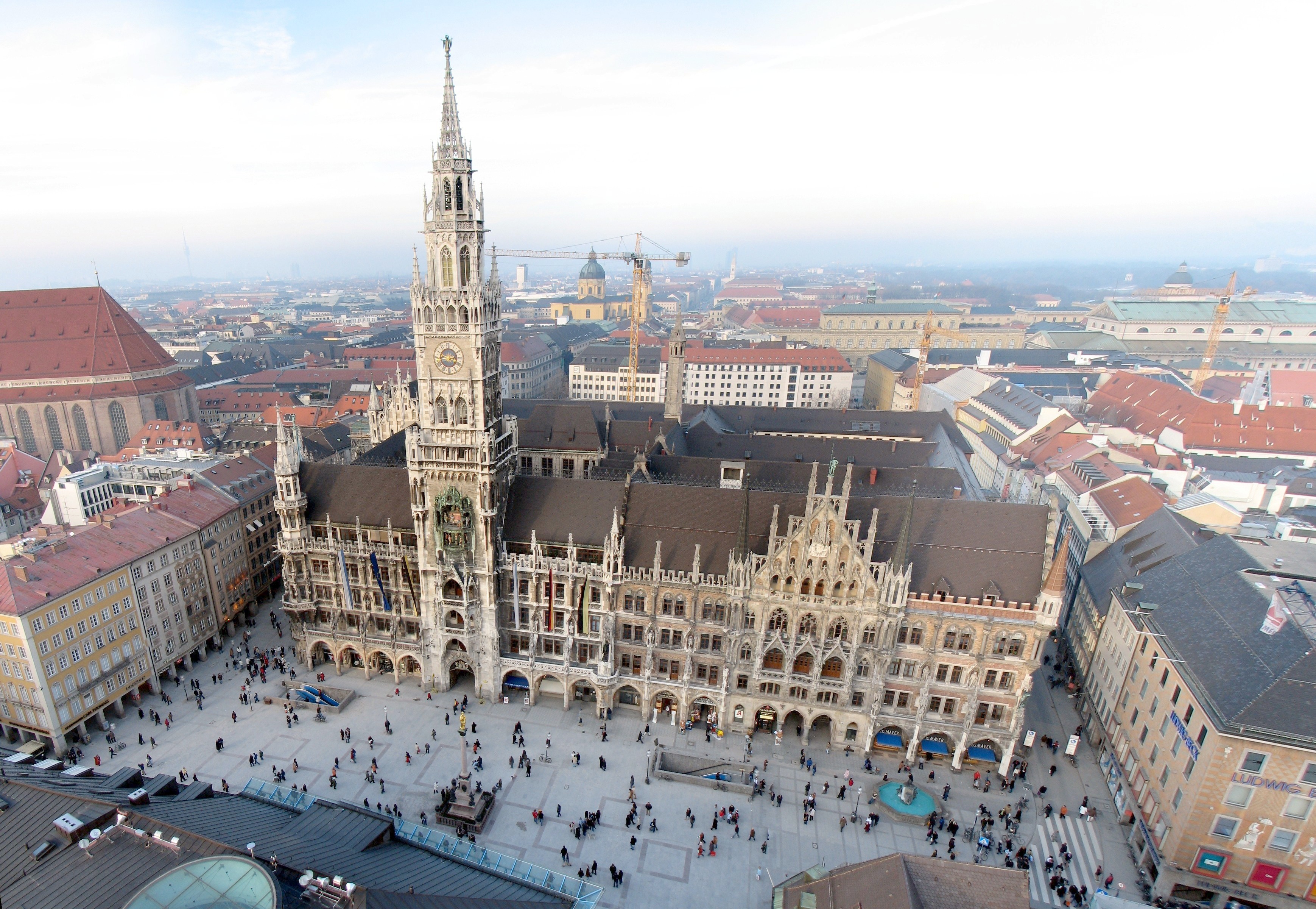 Neues Rathaus 哥特复兴立面