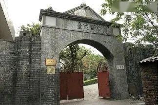 白鹤岗炮台拱顶砖石结构巷道
