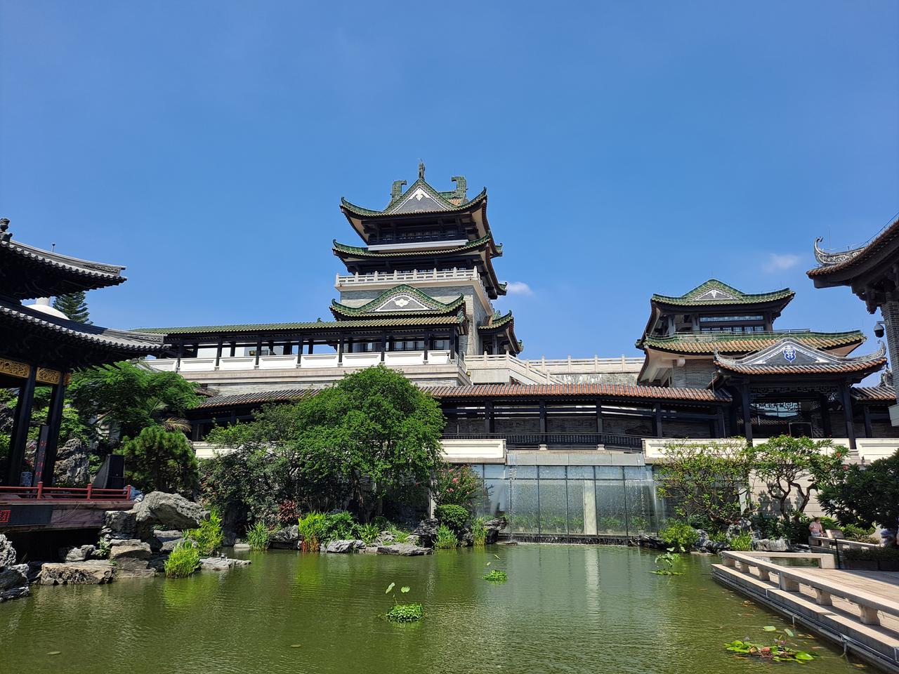 粤剧艺术博物馆建筑外观，岭南园林风格