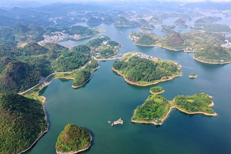 百花湖水电站大坝，见证猫跳河梯级开发的历史