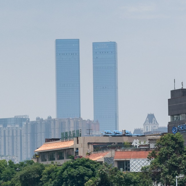 花果园双子塔，两座406米超高层建筑