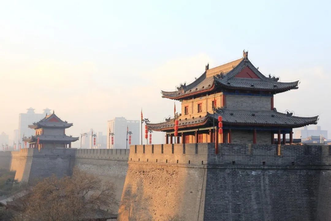 固原古城墙上的敌楼