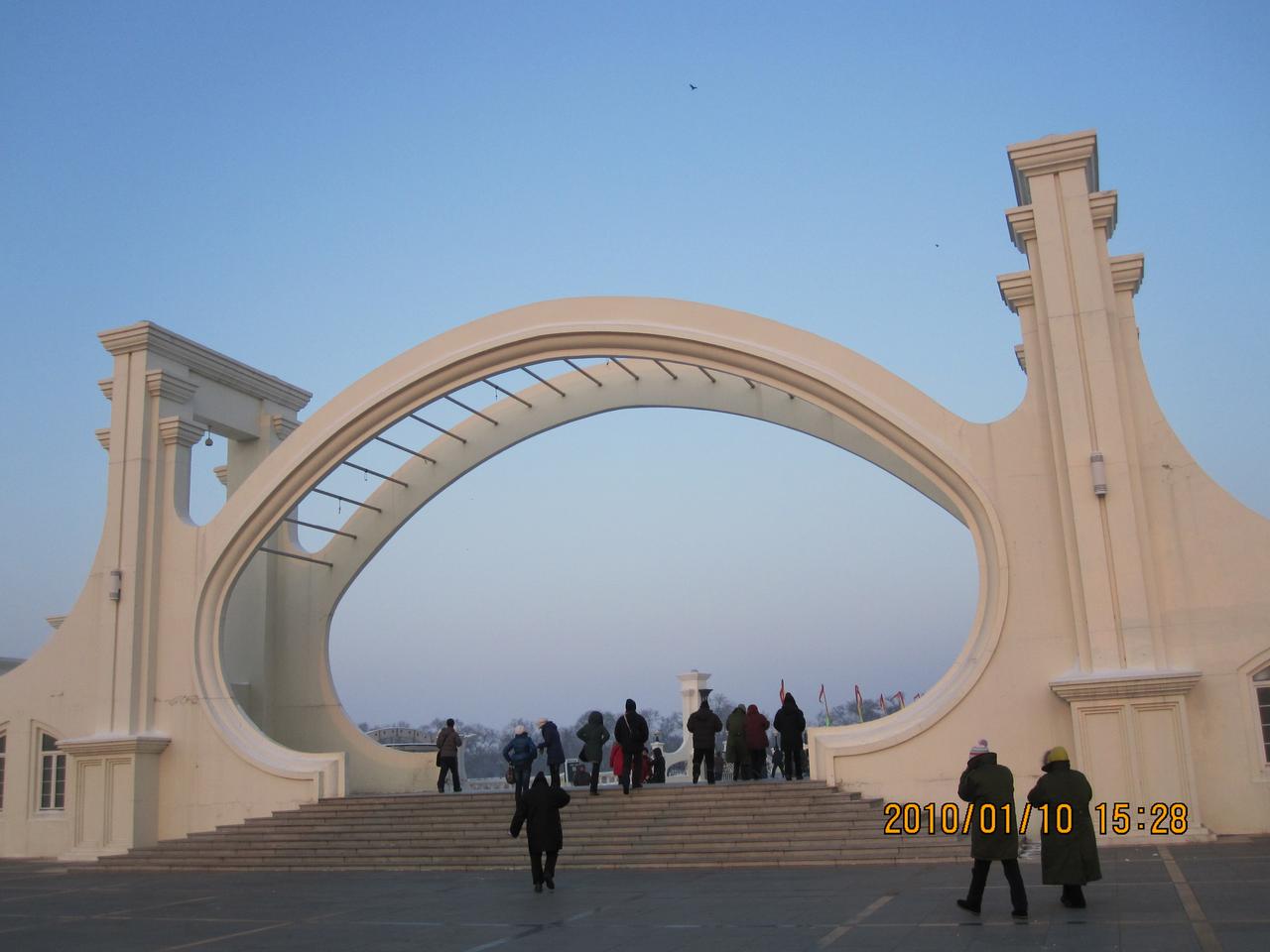 太阳岛公园入口，俄式风格建筑
