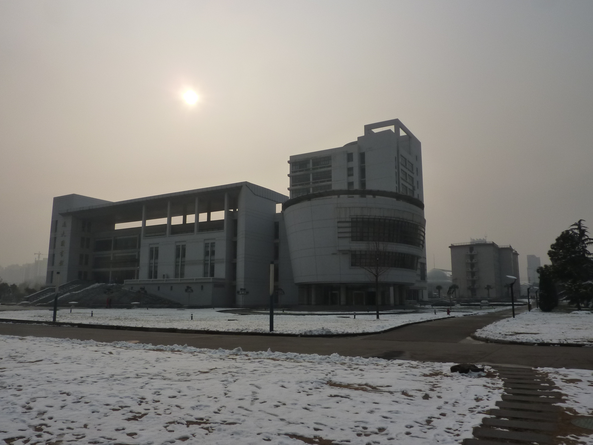 安徽大学逸夫图书馆