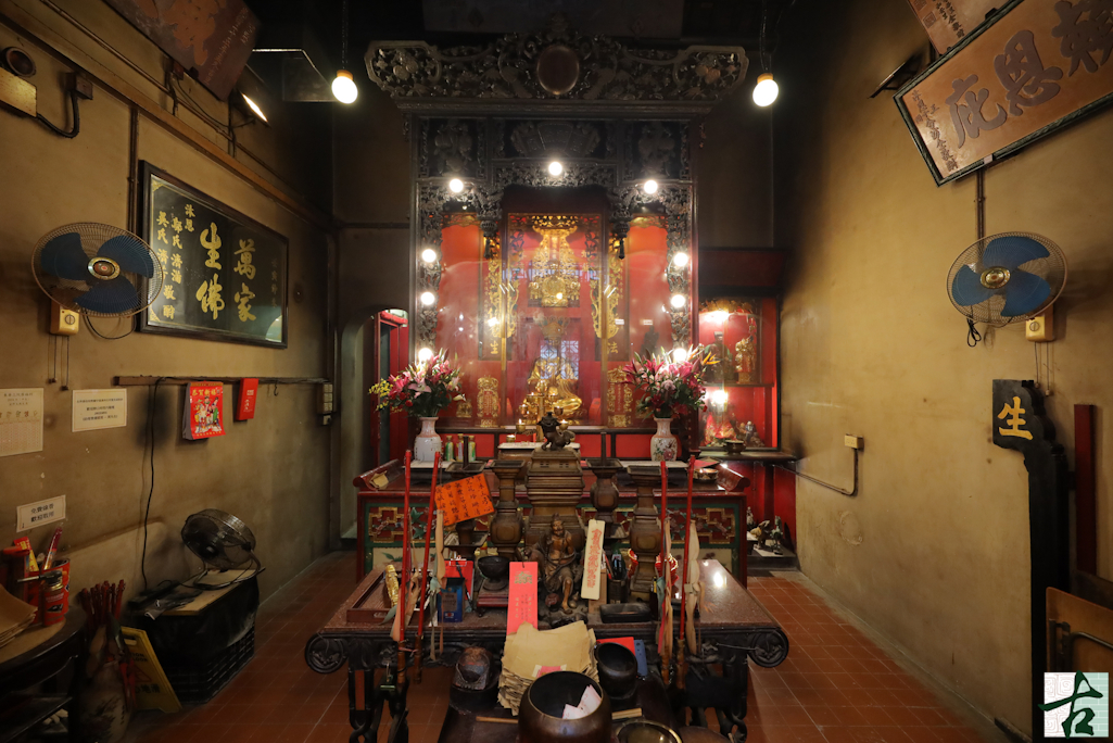 Interior of Kwong Fook Tsz