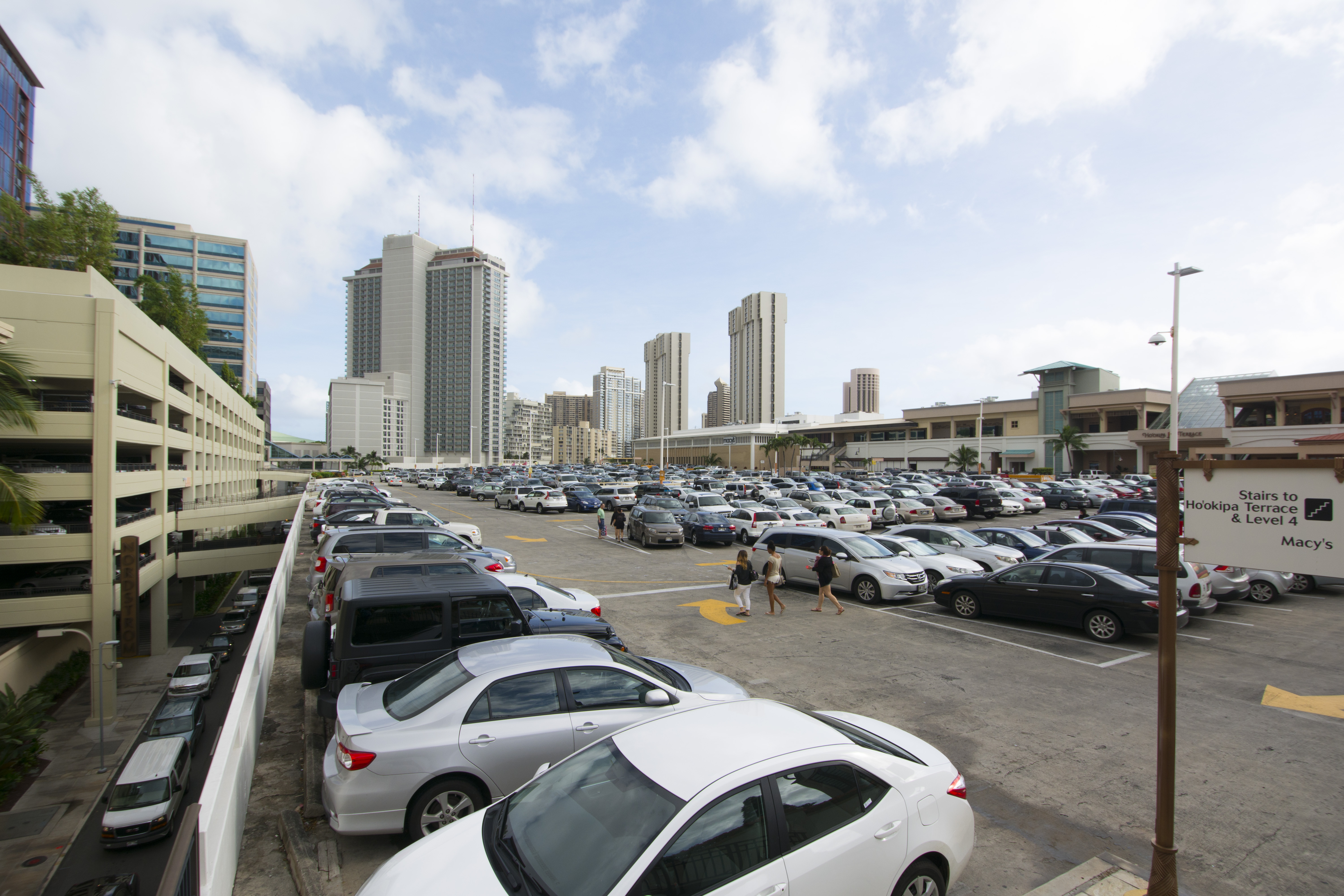 Parking Lot @ Ala Moana