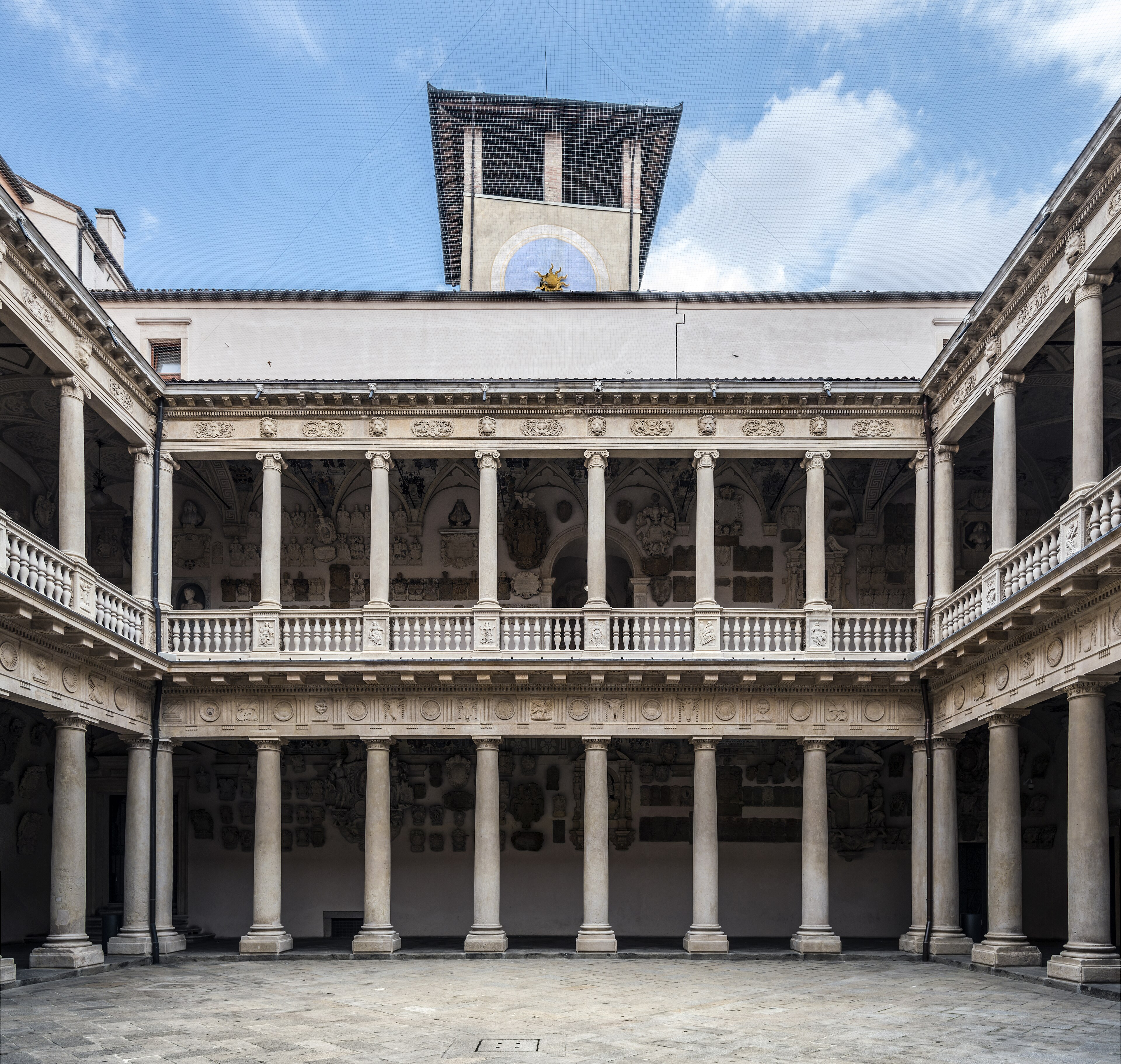 Palazzo Bo庭院入口，帕多瓦大学主楼