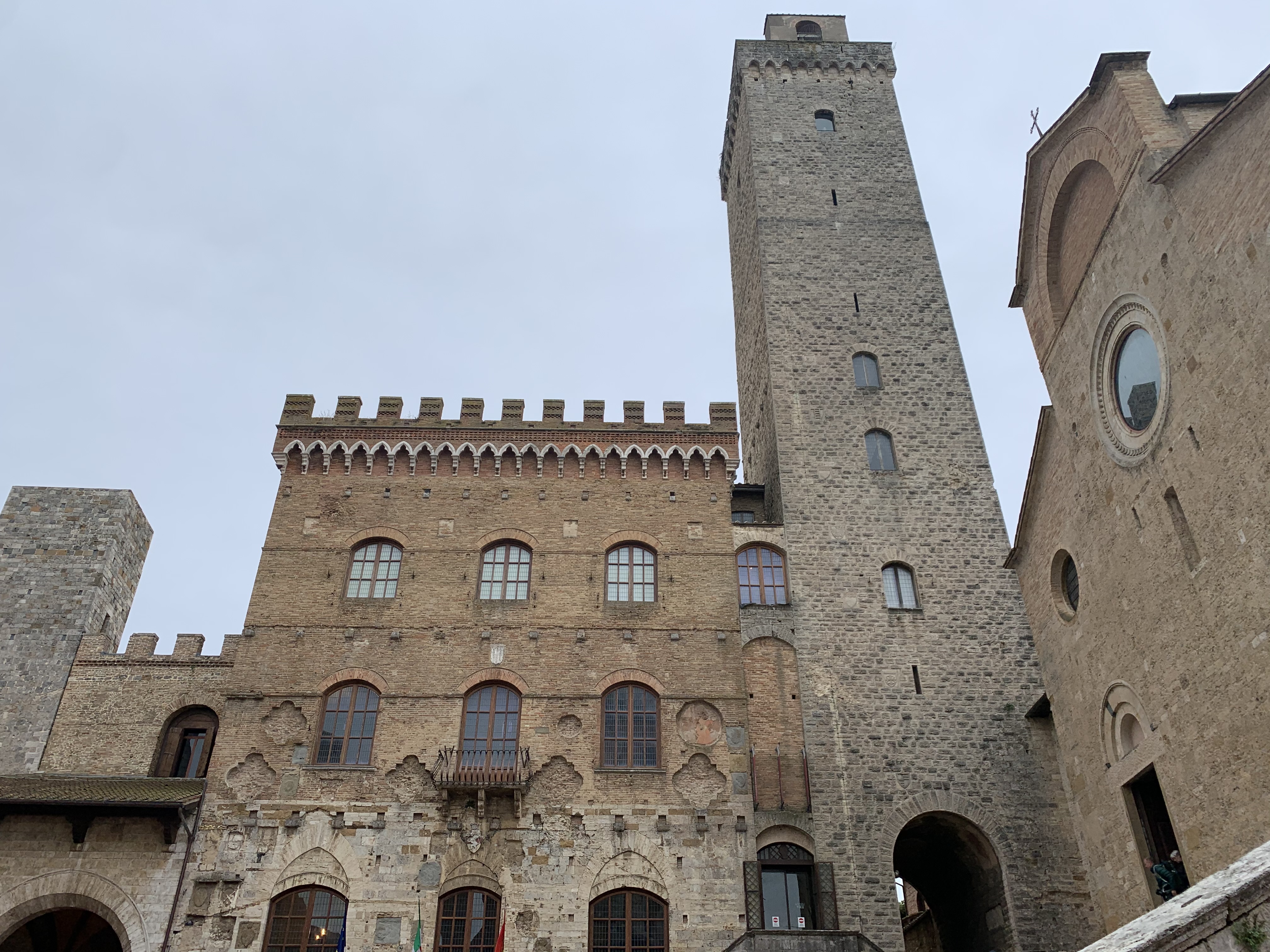 Torre Grossa近景