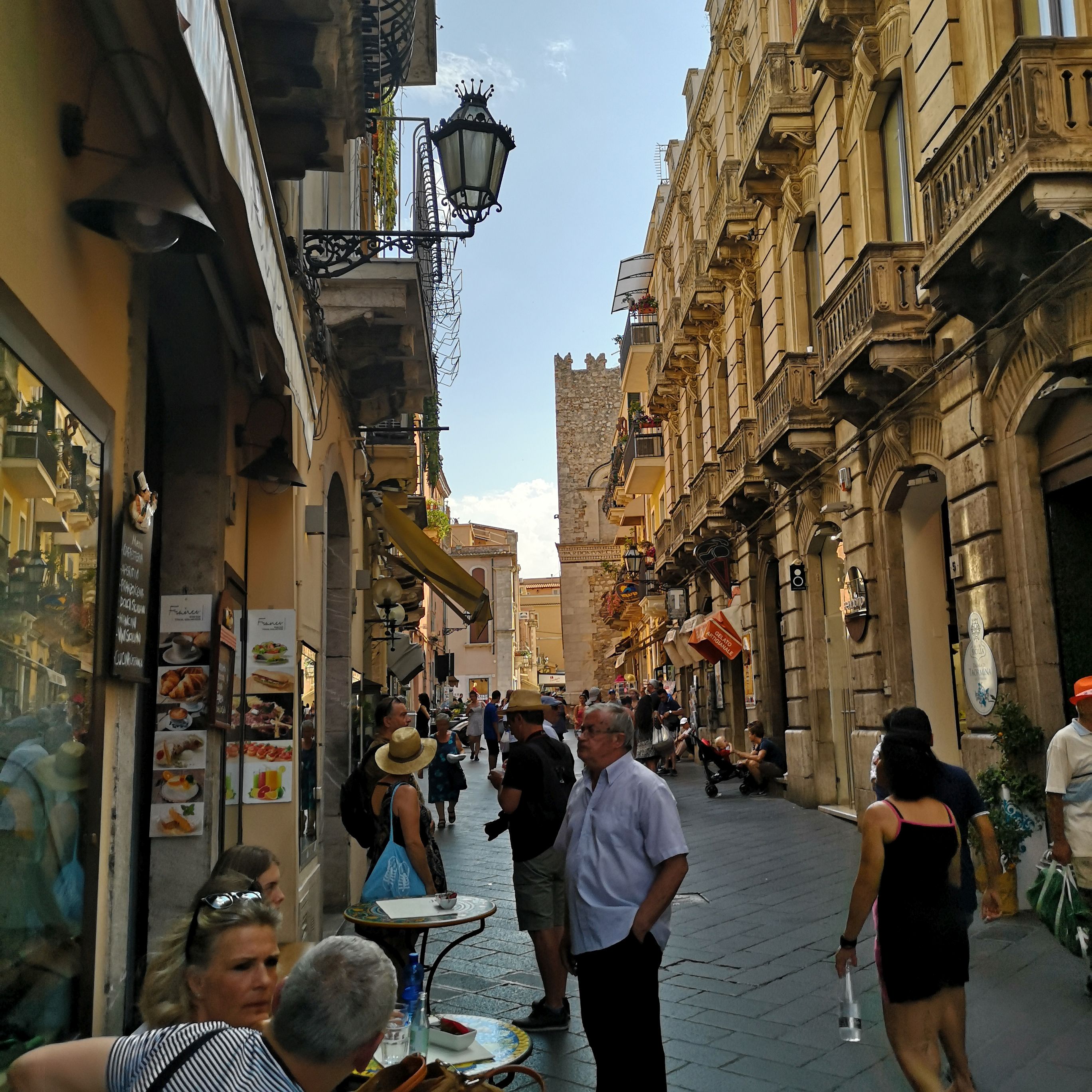 Corso Umberto街景