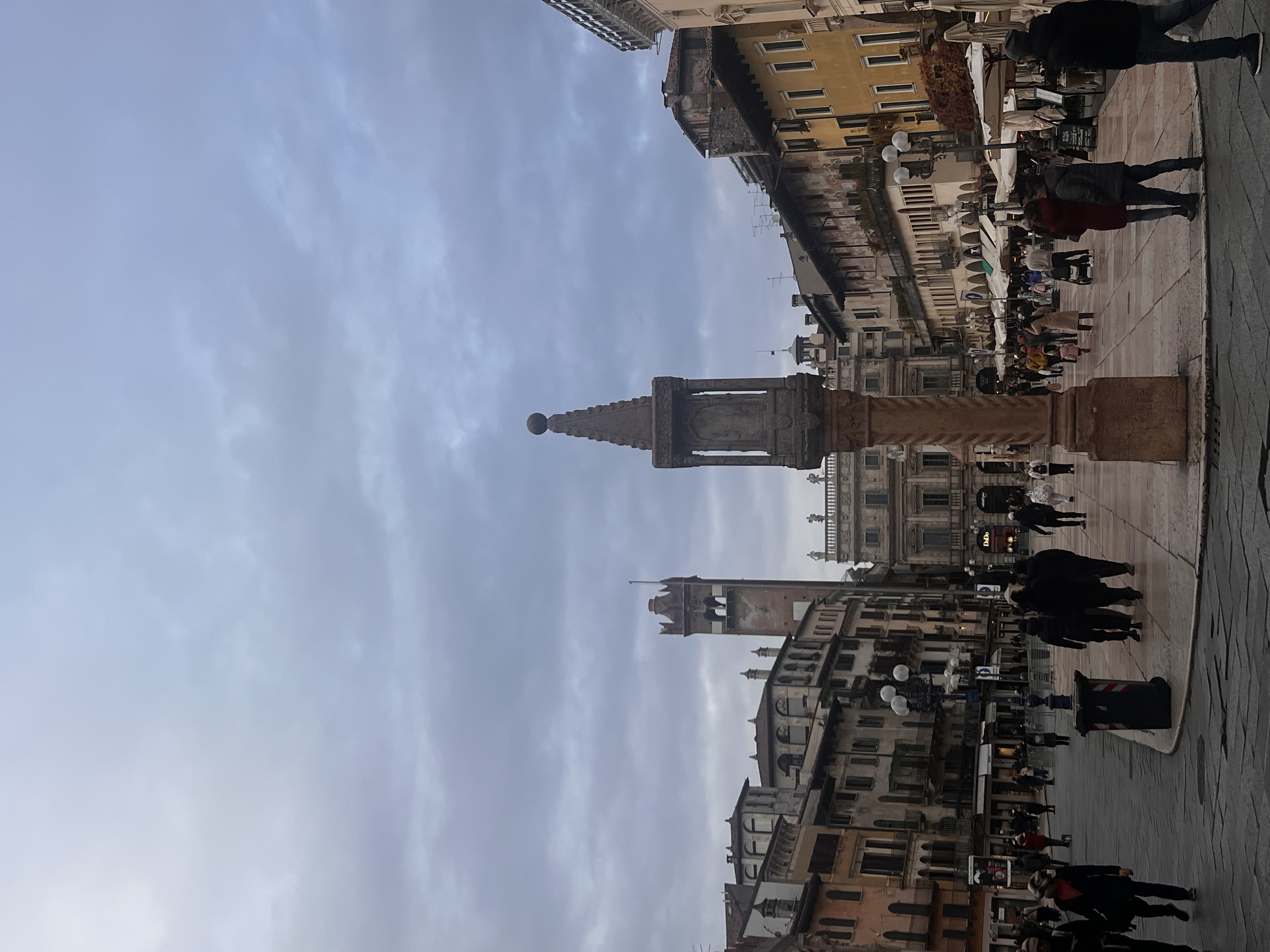 Piazza delle Erbe 广场