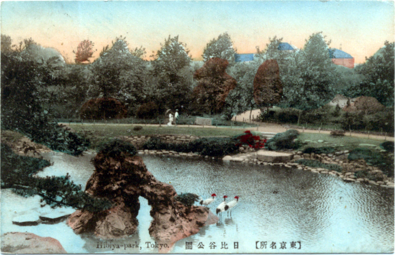 心字池，池边可见江户城护城河的旧石垣