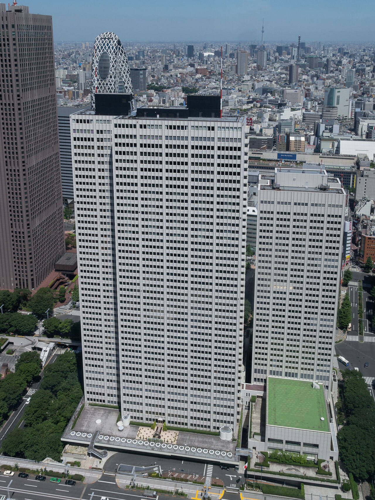 1971年竣工的京王广场酒店，西新宿第一栋超高层