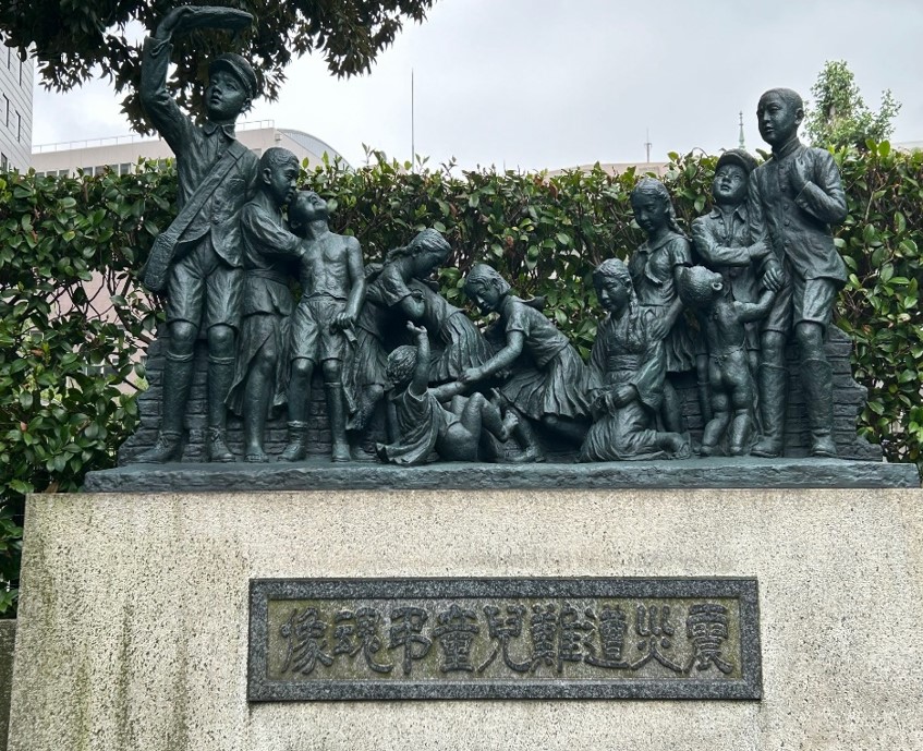 友好之钟，1925 年王一亭捐赠的青铜梵钟