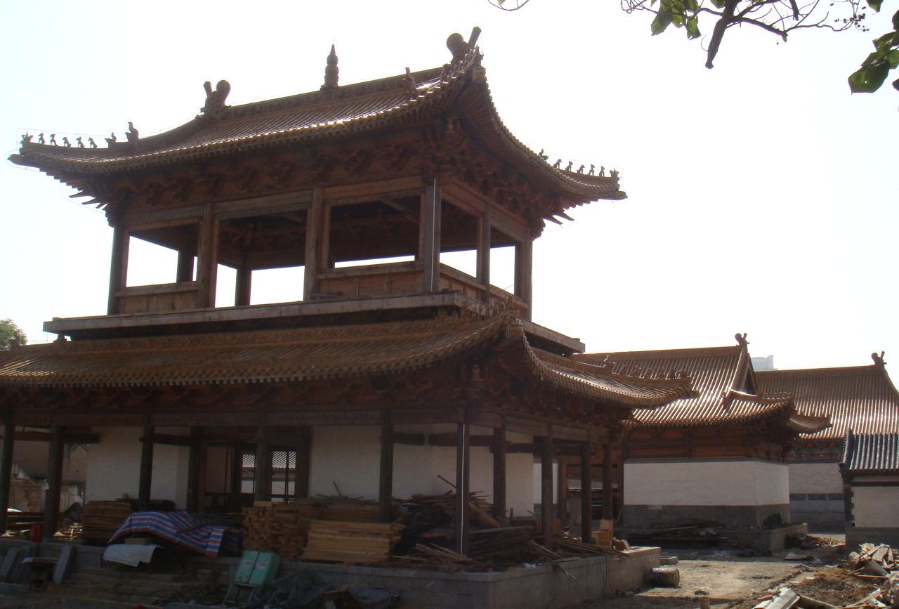 府学文庙棂星门与泮池远景
