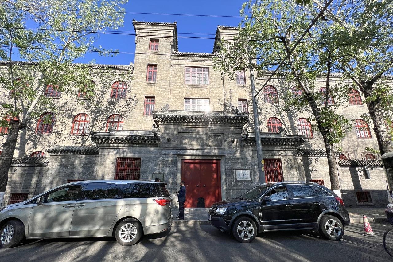 中法大学北门街旧址,今天的昆明市第三十中学