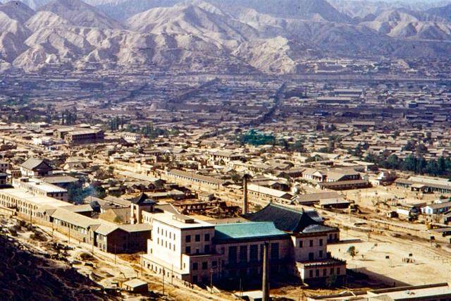A historic view of the Lanzhou waterworks and Xigang Water Plant area, featuring