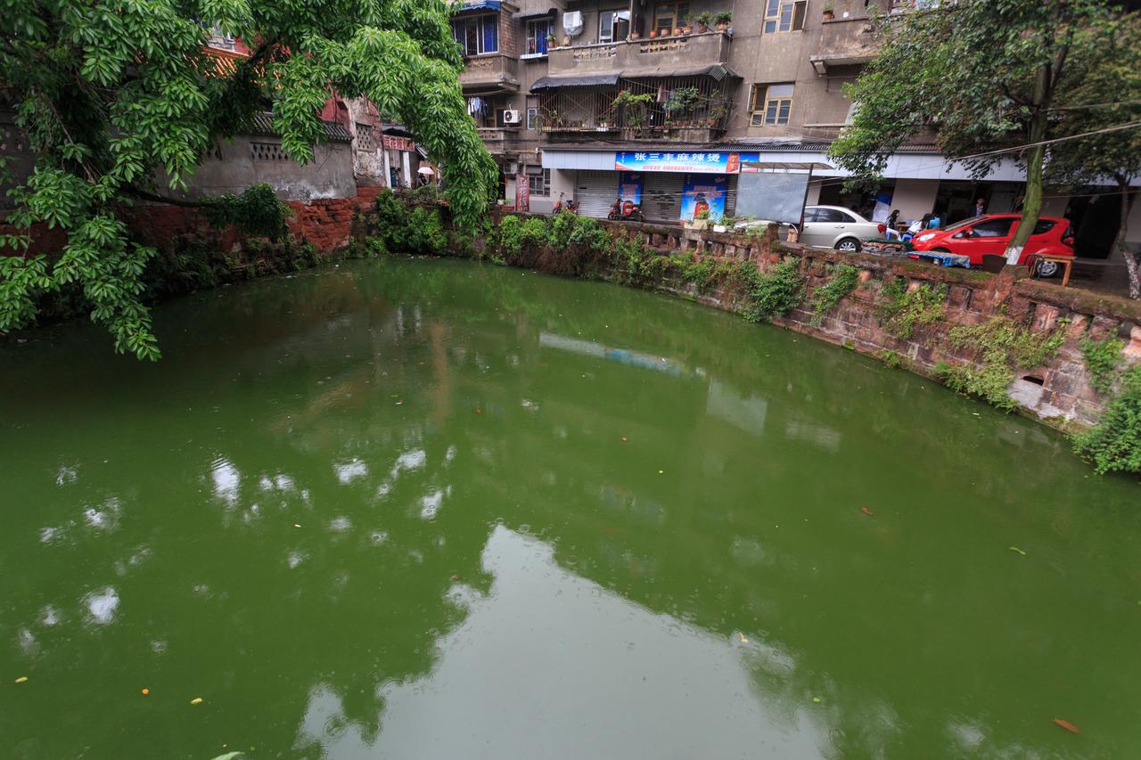 乐山文庙西庑与庭院