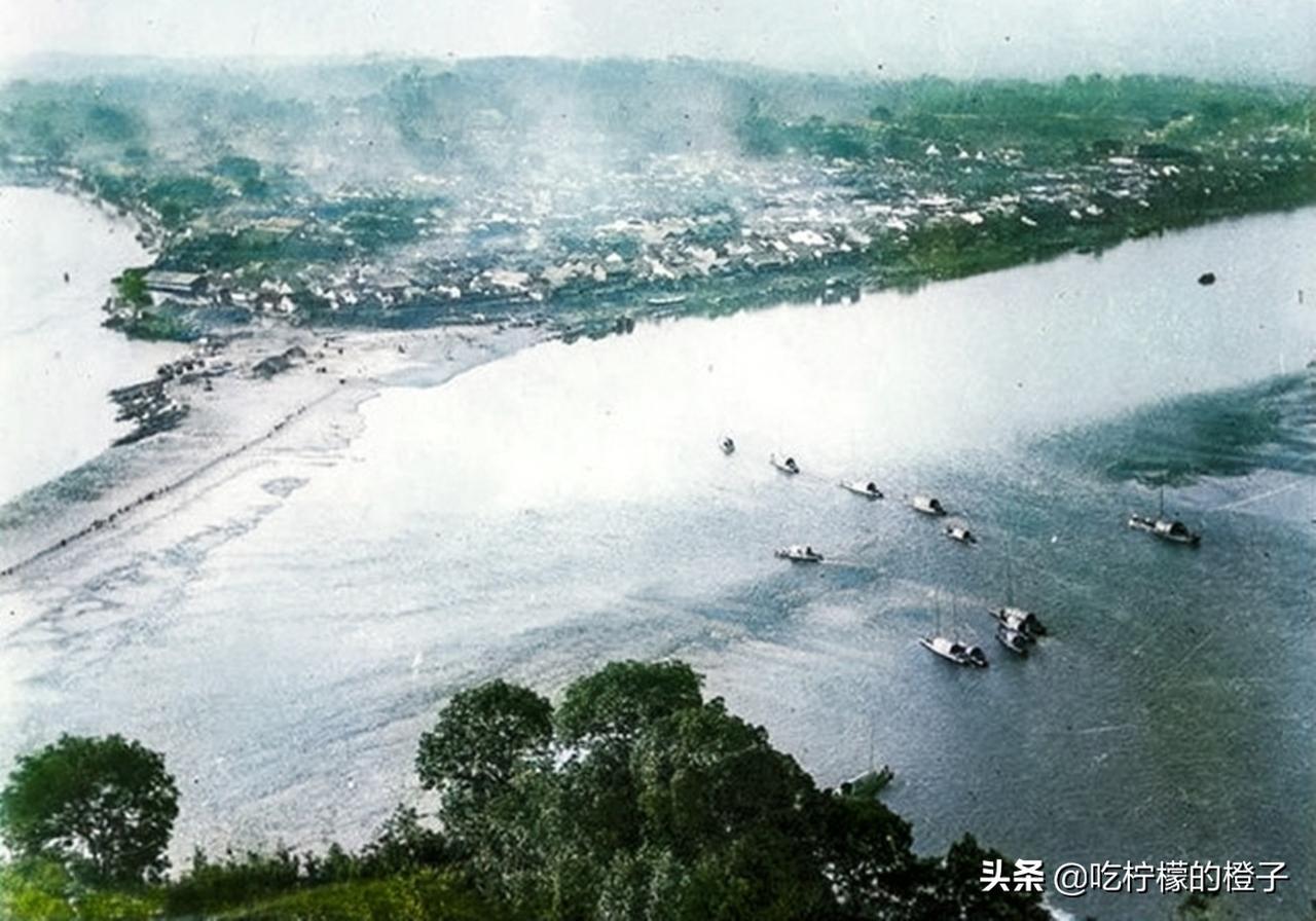 1920年代嘉州古城墙与大渡河