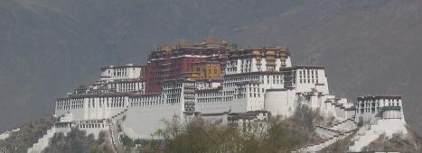 布达拉宫广场白塔