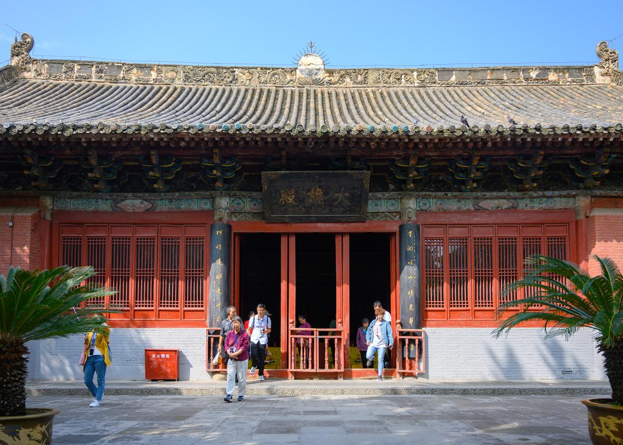 白马寺古碑刻，记录历代重修信息