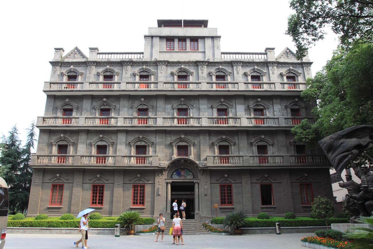 南昌八一起义纪念馆（原江西大旅社）北面外观