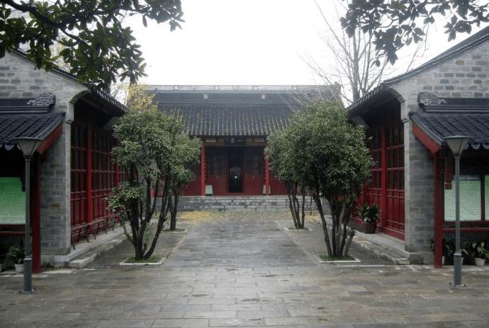 七家湾地区街景,传统回民社区已变为现代城市街区