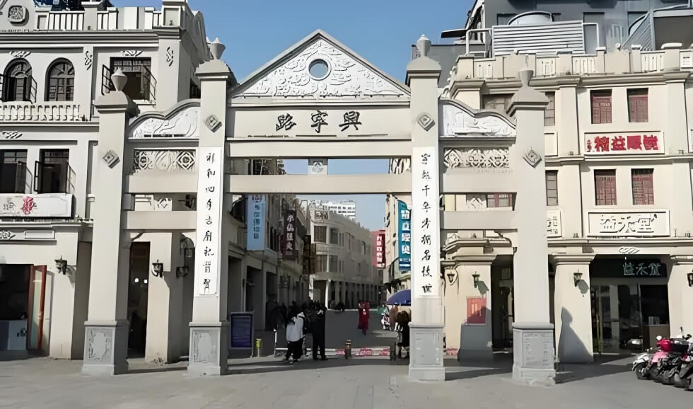 骑楼拱廊与柱式细节
