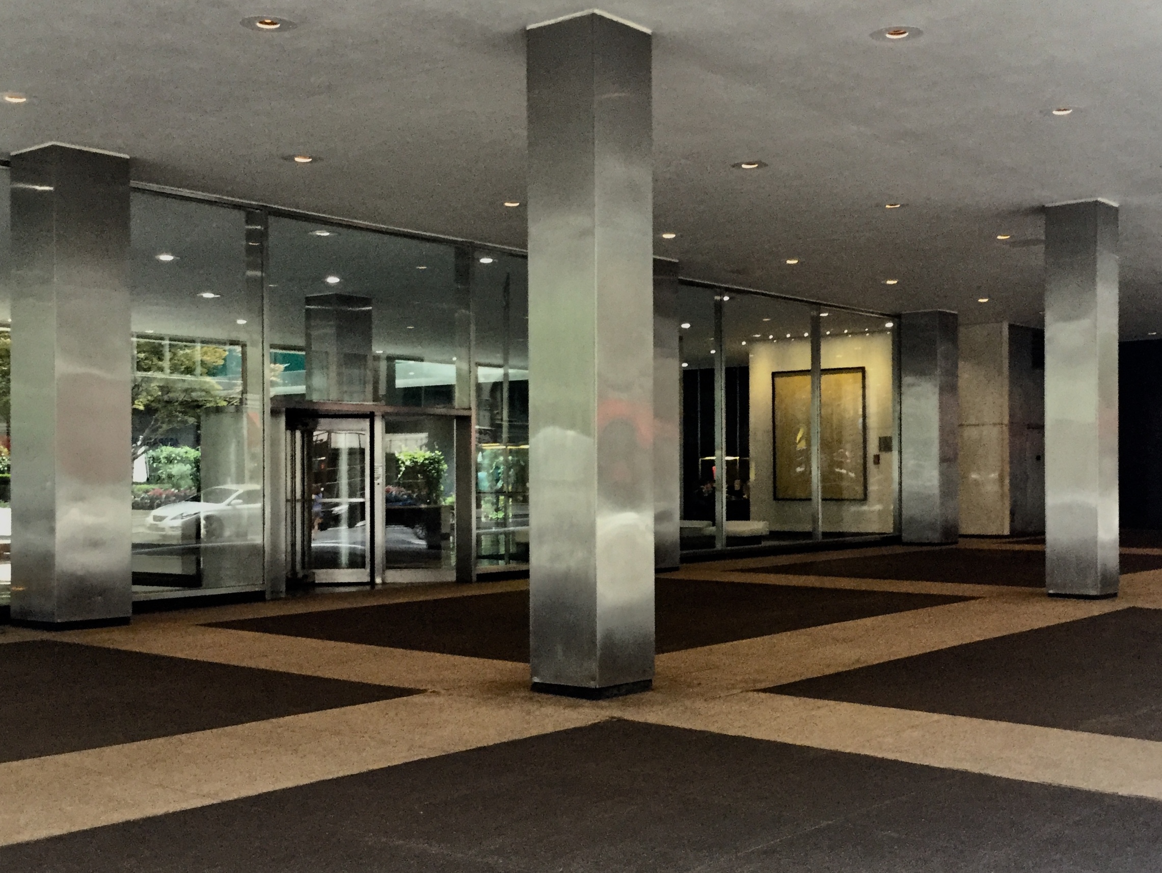 Lever House 底层广场空间