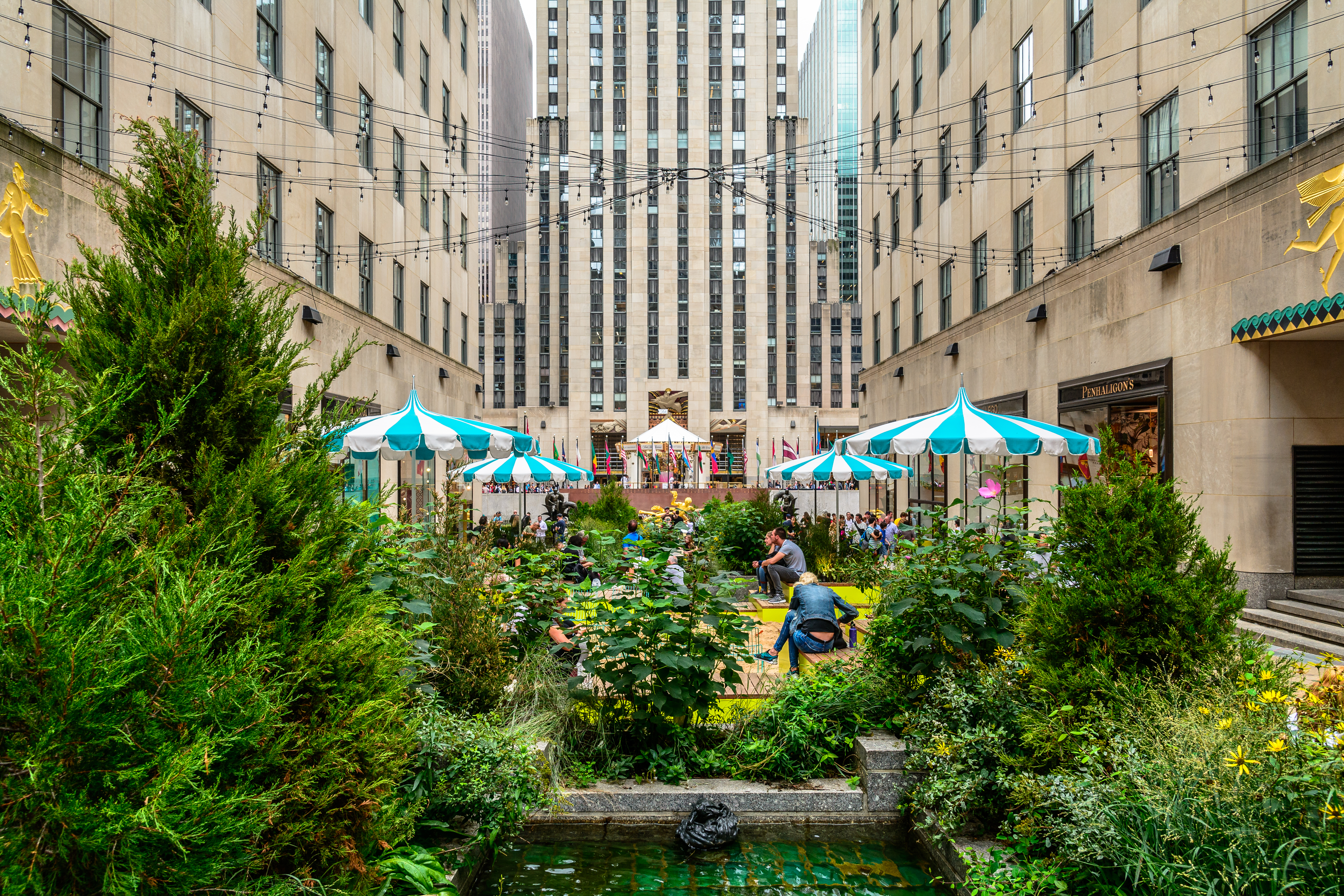 Channel Gardens 和 30 Rock 的轴线透视