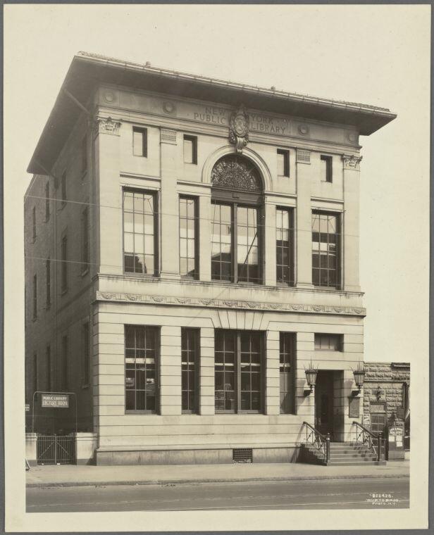 原 135th Street 分馆建筑，103 West 135th Street