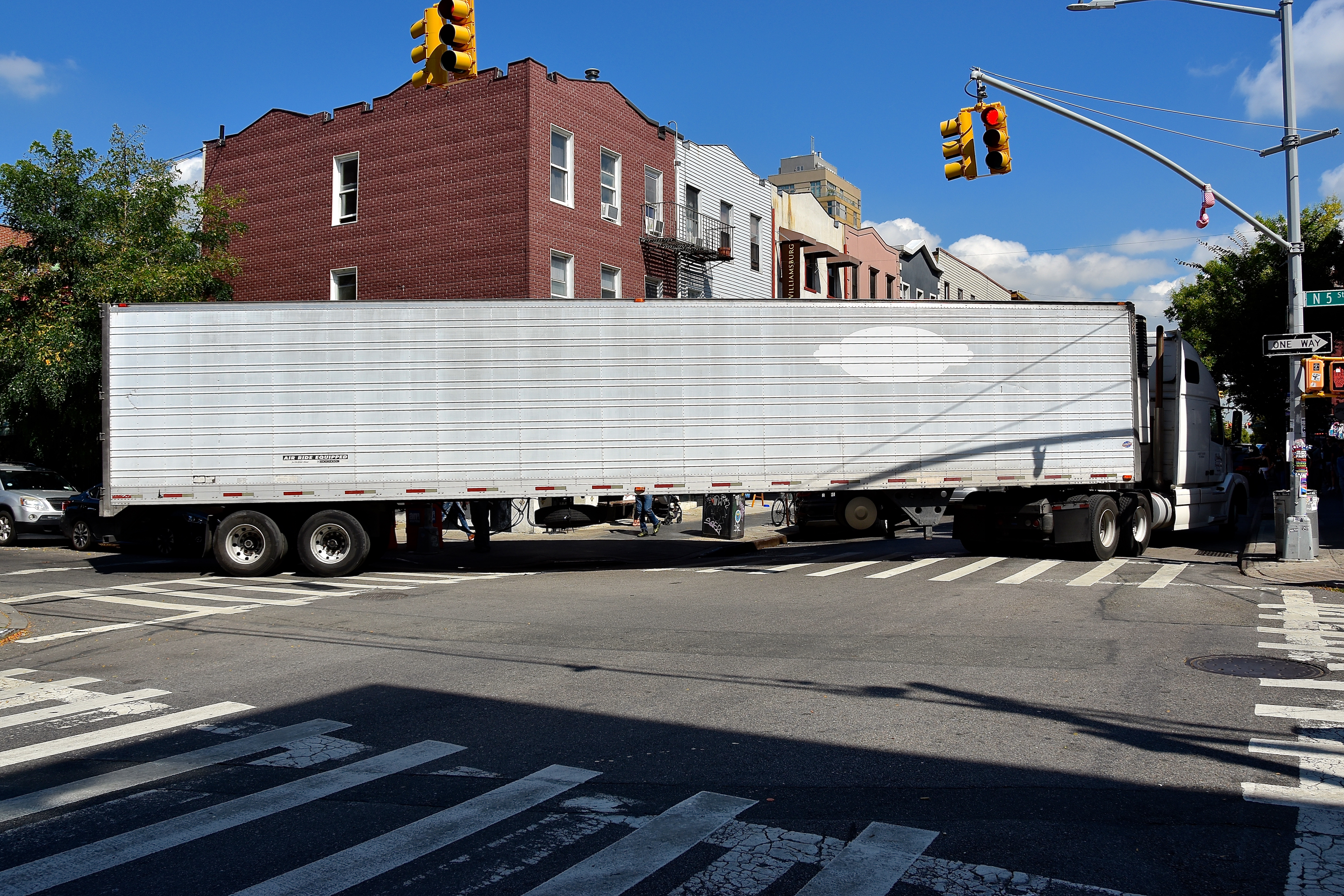 Bedford Avenue 的 gentrification 界面
