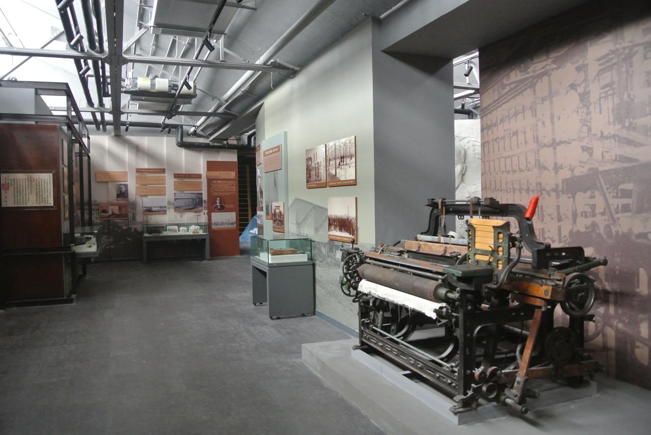 历史馆内纺织工业展陈
