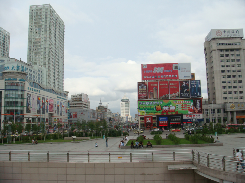 今日永安大街街景,方格路网格局清晰可辨