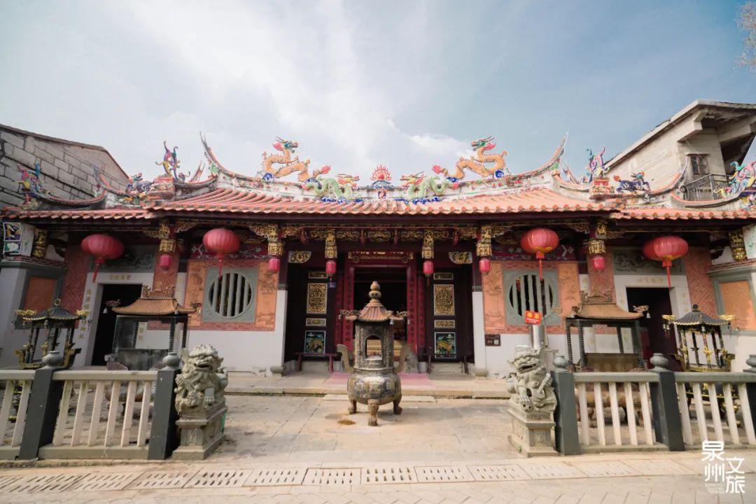 洛阳桥北岸昭惠庙：海神通远王祭祀与古镇起点