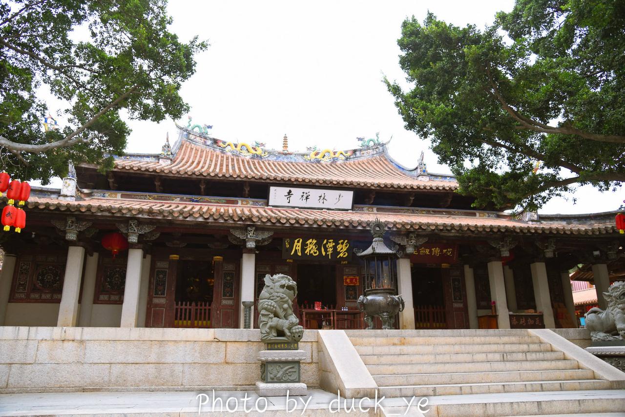 泉州少林寺演武堂,九开间的宽敞建筑