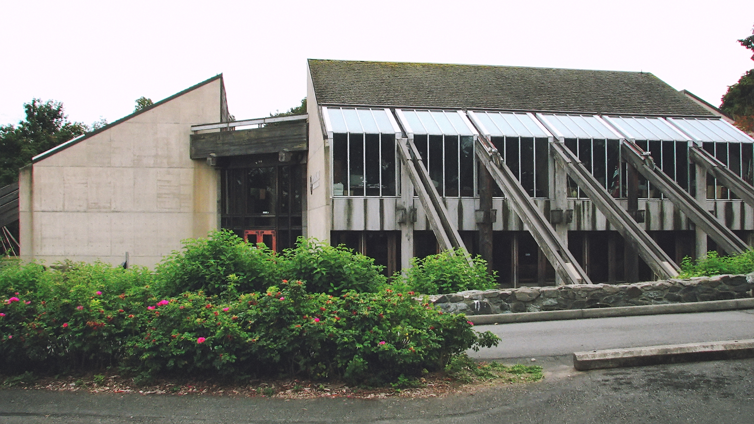 Daybreak Star Indian Cultural Center 外立面