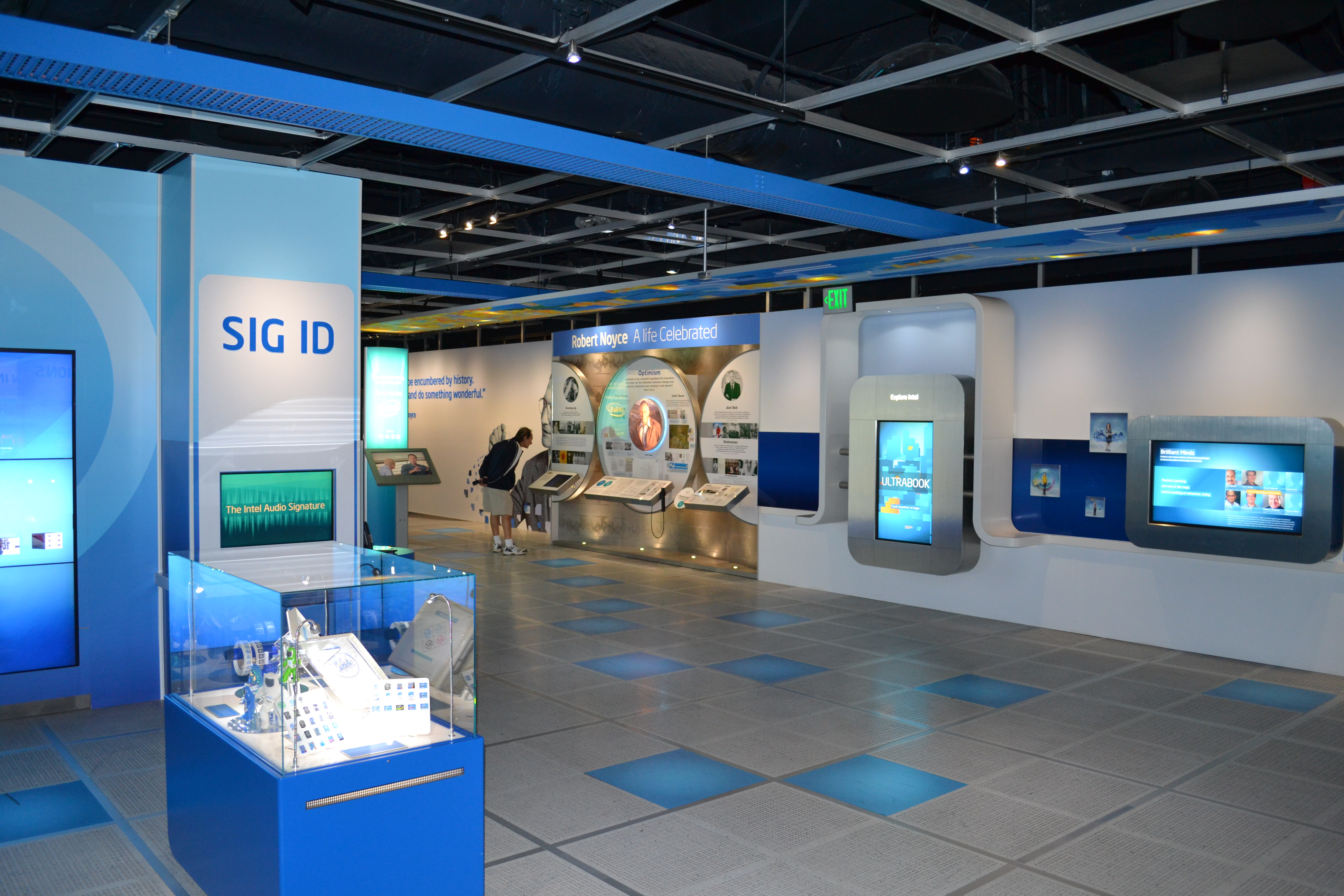 Intel Museum 展馆内景